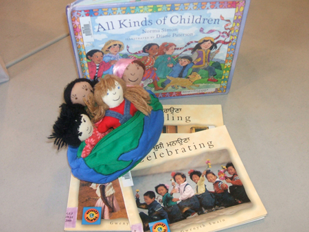 All kinds of children [story kit] / based on the book by Norma Simon ; illustrated by Diane Paterson.