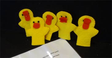 Five little ducks [finger puppets]